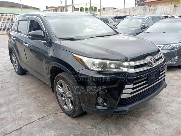 Toyota Highlander 2016 Black