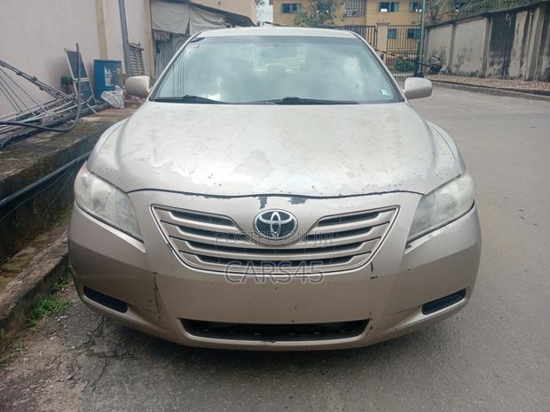 Toyota Camry 2007 Gold