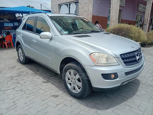 Mercedes-Benz M Class 2006 Silver