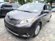 Toyota Sienna 2011 Gray for sale