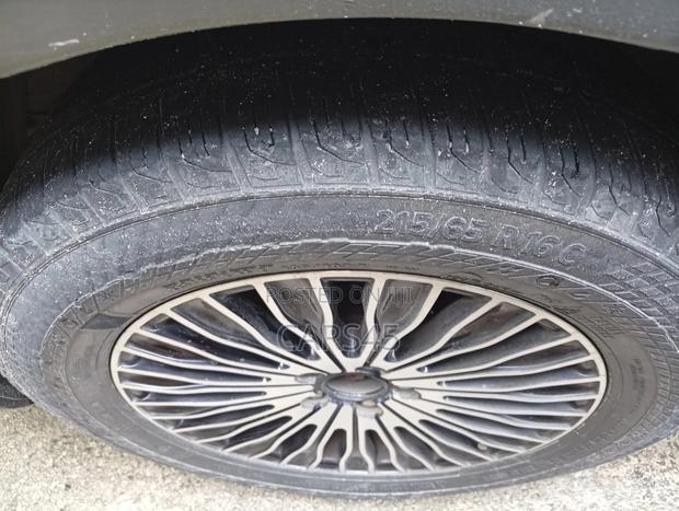 Toyota Matrix 2006 Gray