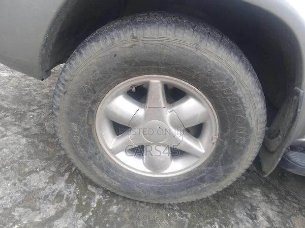 Nissan Pathfinder 2003 Gray