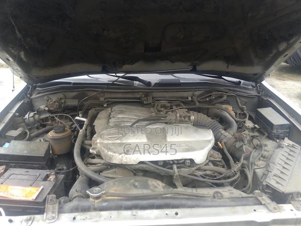 Nissan Pathfinder 2003 Gray