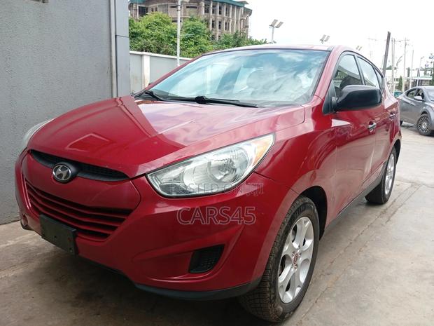 Hyundai Tucson 2013 Red