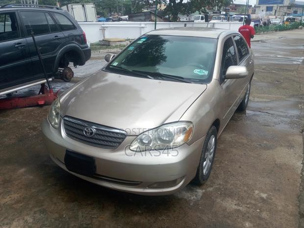 Toyota Corolla 2008 Gold