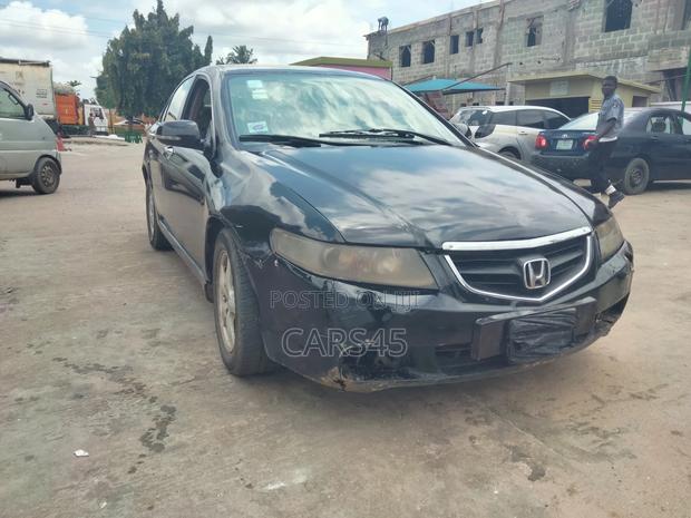 Honda Accord 2005 Black