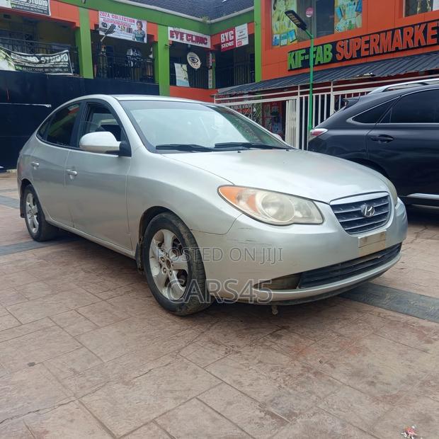 Hyundai Elantra 2007 Silver