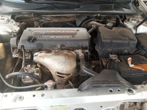 Toyota Camry 2002 Gray