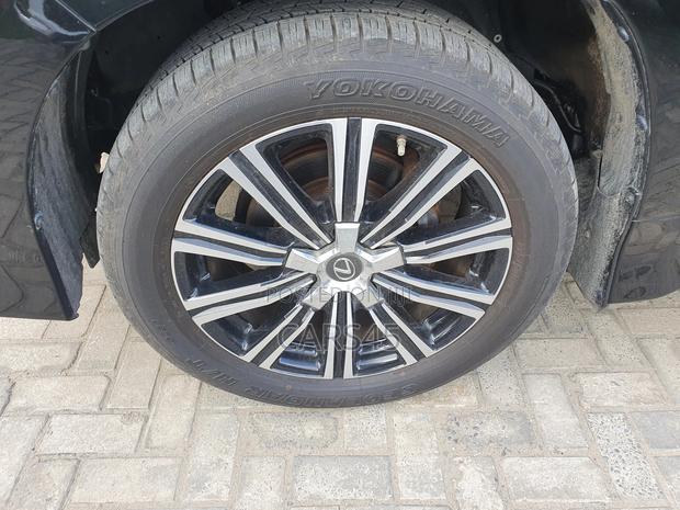 Lexus LX 2019 Black