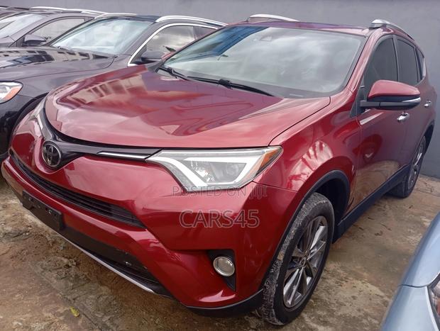 Toyota RAV4 Limited 4dr SUV (2.5L 4cyl 6A) 2018 Red
