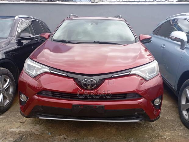 Toyota RAV4 Limited 4dr SUV (2.5L 4cyl 6A) 2018 Red