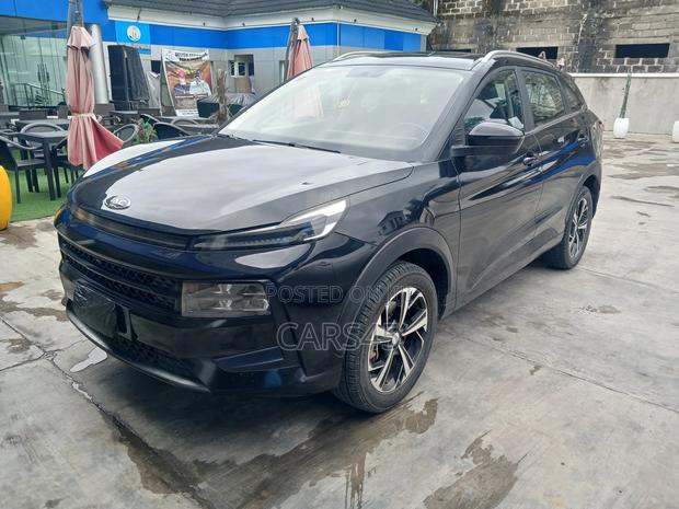 JAC JS3 2023 Black