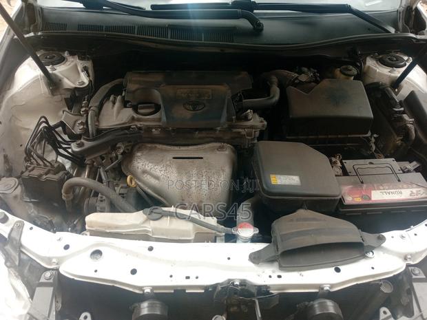 Toyota Camry 2016 White