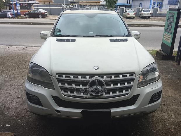 Mercedes-Benz M Class ML350 AWD 4MATIC 2009 White