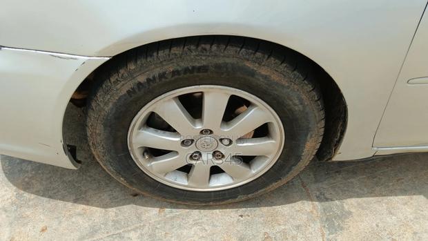 Toyota Camry 2004 Silver