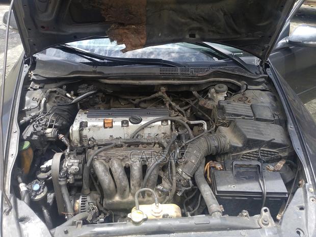 Honda Accord 2006 Gray