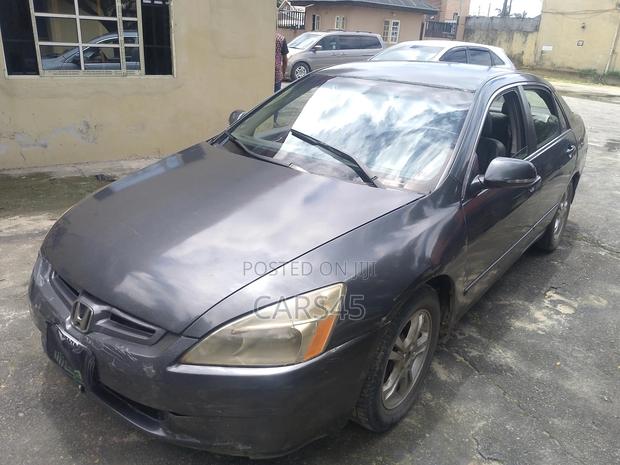 Honda Accord 2006 Gray