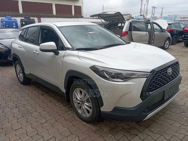 Toyota Corolla Cross 2024 White
