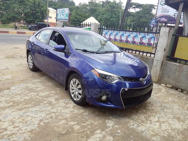 Toyota Corolla 2014 Blue