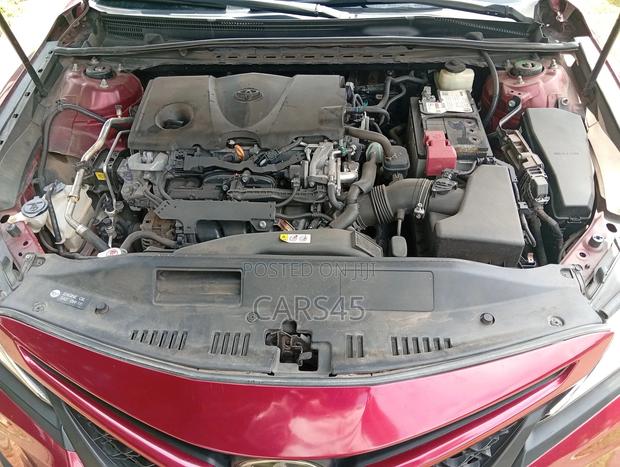 Toyota Camry 2018 Red