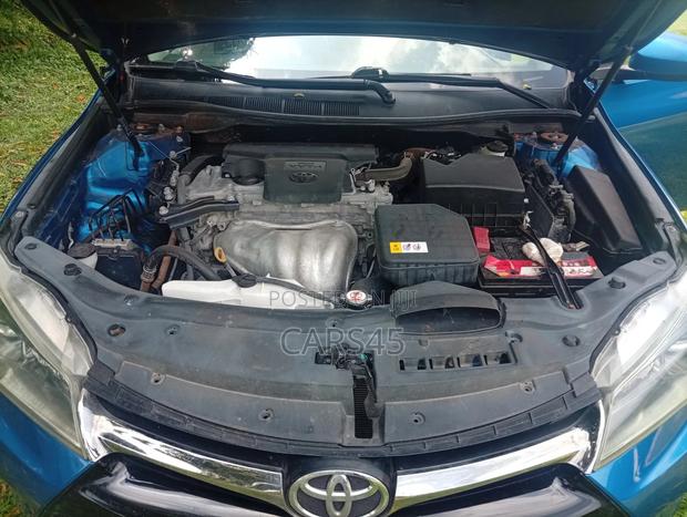 Toyota Camry 2017 Blue