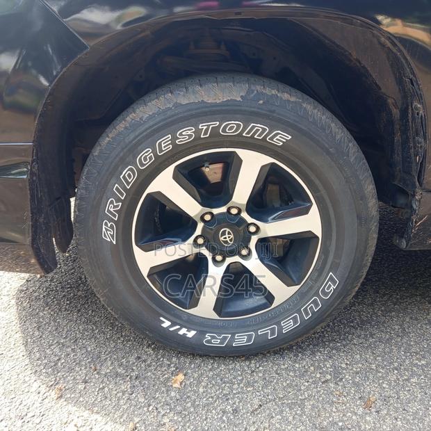 Toyota Land Cruiser Prado 2015 Black