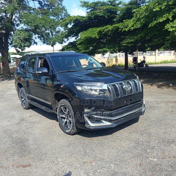 Toyota Land Cruiser Prado 2015 Black