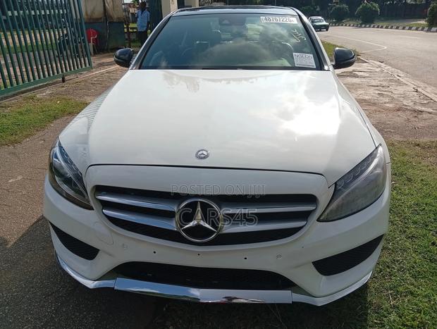 Mercedes-Benz C300 2017 White
