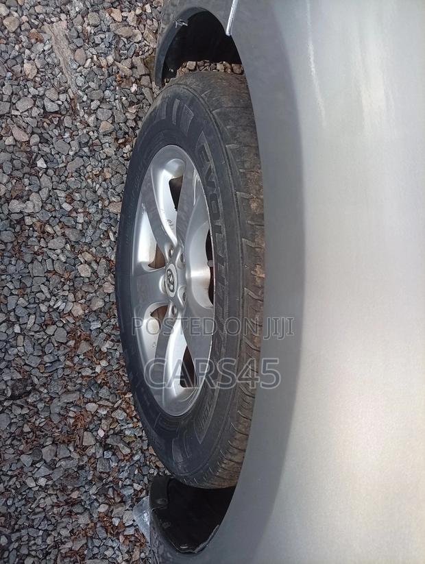Toyota Sienna 2012 Silver