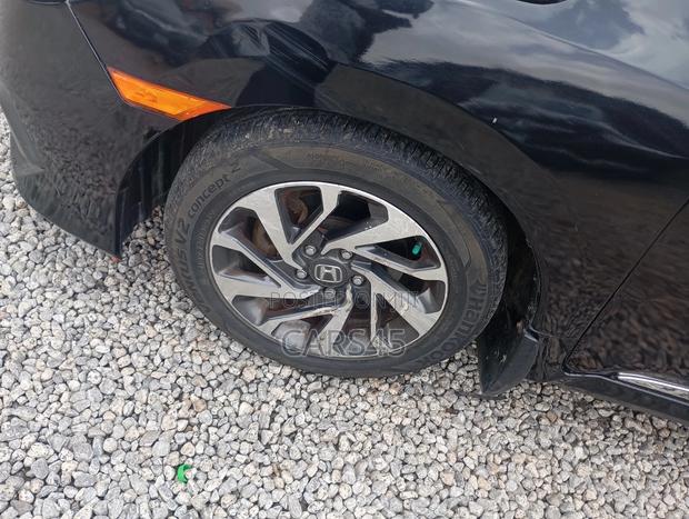 Honda Civic 2016 Black