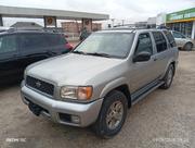 Nissan Pathfinder 2001 Silver for sale