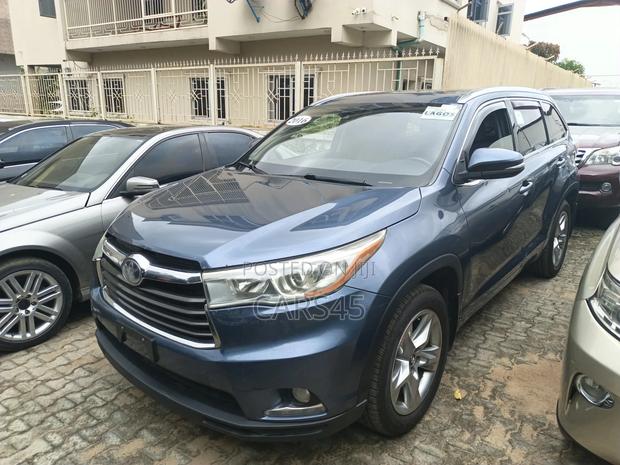 Toyota Highlander 2016 Blue