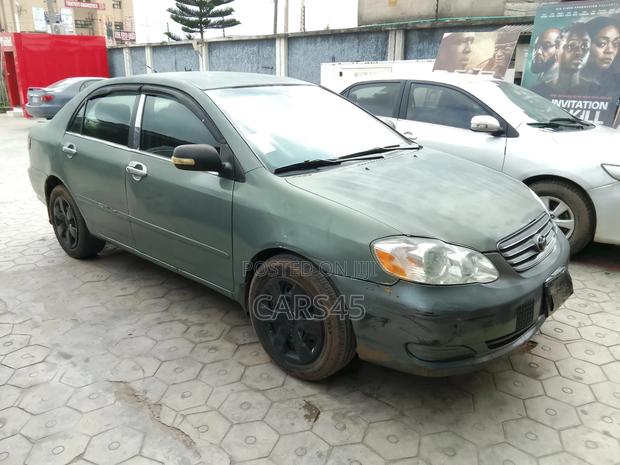 Toyota Corolla 2004 Green