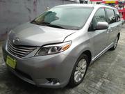 Toyota Sienna 2015 Gray for sale