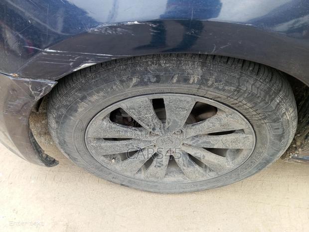 Volkswagen Passat 2012 Blue