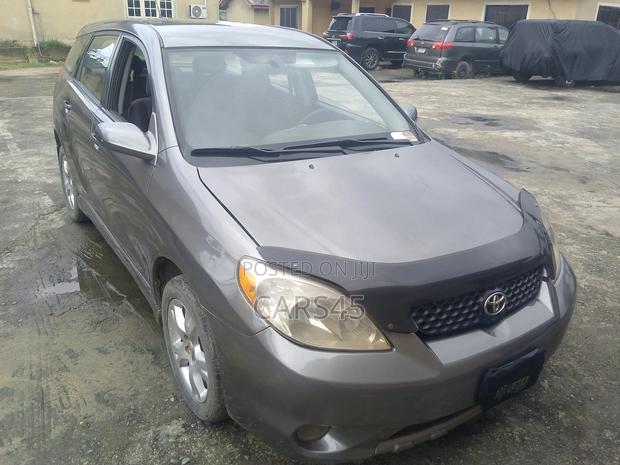 Toyota Matrix 2005 Gray