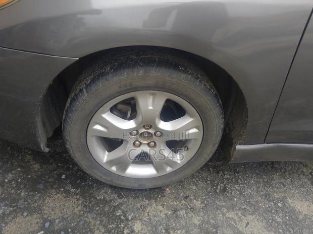 Toyota Matrix 2005 Gray