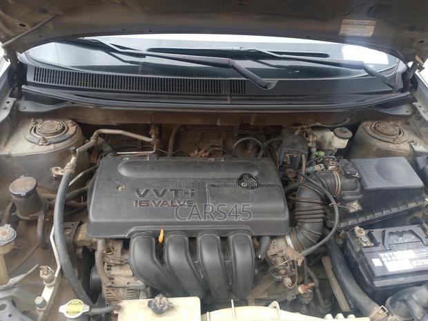 Toyota Matrix 2005 Gray