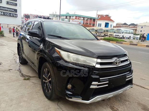 Toyota Highlander 2014 Black