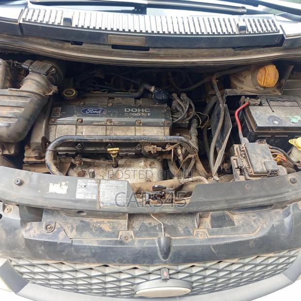 Ford Galaxy 2002 Silver