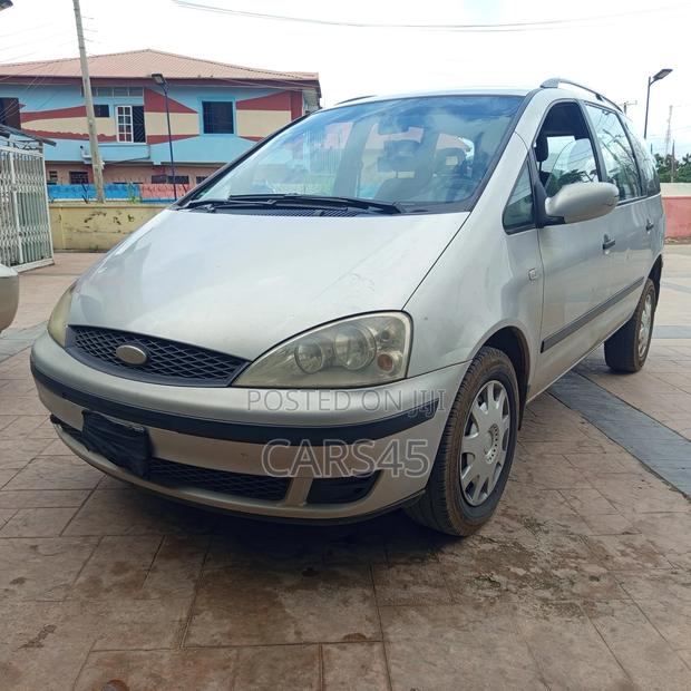 Ford Galaxy 2002 Silver