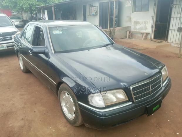 Mercedes-Benz C200 1993 Blue