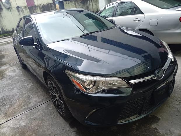 Toyota Camry 2015 Gray