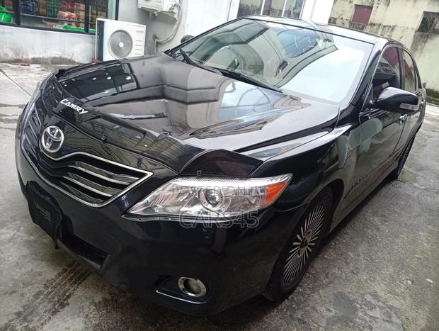 Toyota Aurion 2010 Black