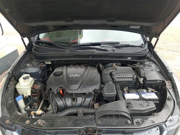 Hyundai Sonata 2011 Gray