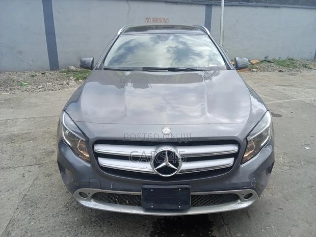 Mercedes-Benz GLA 250 2015 Gray