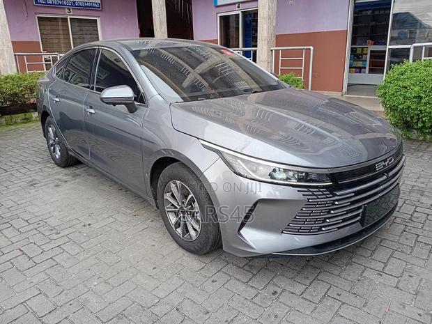 BYD Destroyer 05 DM-i 1.5 Hybrid FWD 2024 Gray