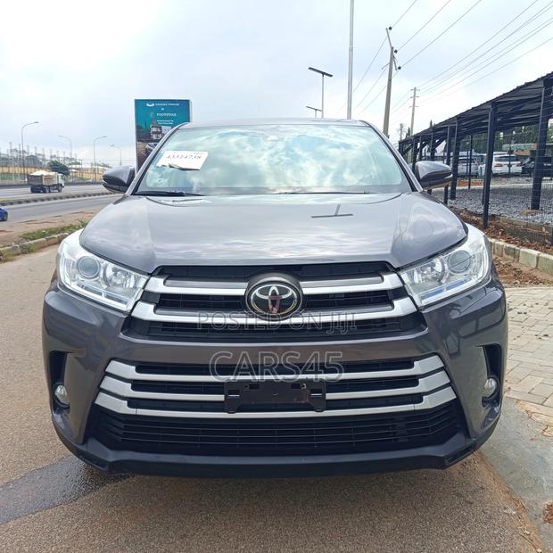 Toyota Highlander 2018 Gray