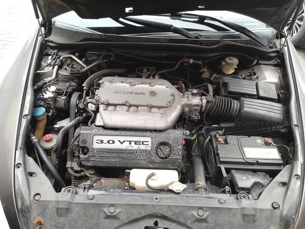 Honda Accord 2006 Gray