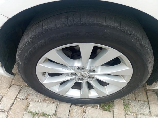 Toyota Venza 2013 White